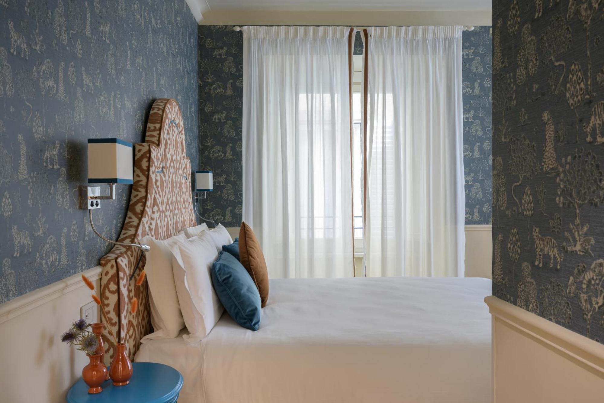Deluxe King Room,1688822301:JPEG